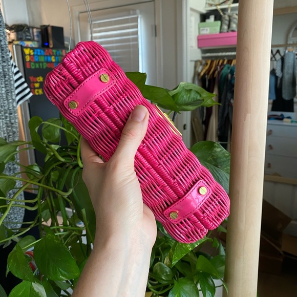 Pink rattan clutch - Picture 2 of 10